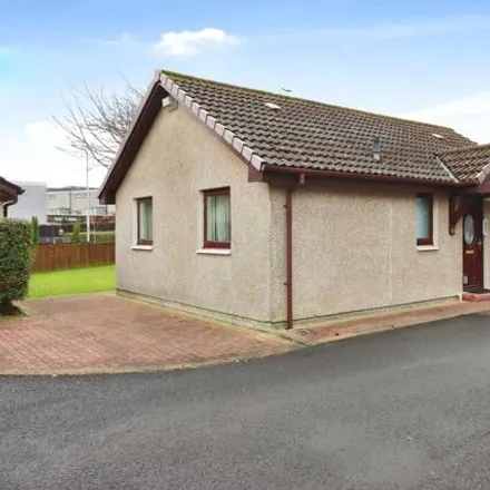 Buy this 2 bed house on Gifford Court in Glenrothes, KY6 1NF