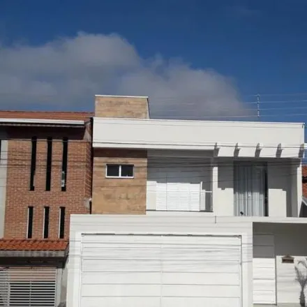 Buy this 3 bed house on Rua Sebastião Antônio do Nascimento in Serpa, Caieiras - SP