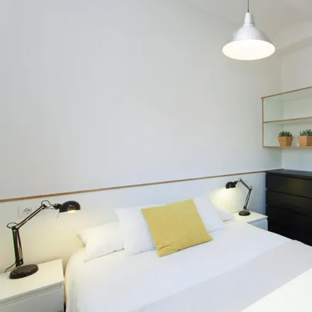 Image 2 - Carrer dels Enamorats, 1, 08013 Barcelona, Spain - Apartment for rent
