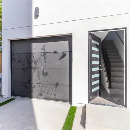 Image 4 - 1808 Carmona Avenue, Los Angeles, CA 90019, USA - Townhouse for rent