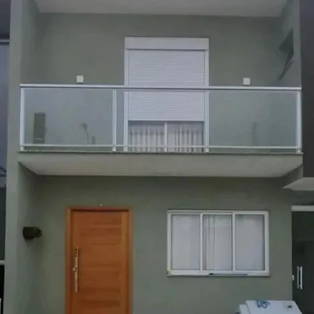 Buy this 3 bed house on Rua José Cancian Filho in Jardim São Pedro, Mogi das Cruzes - SP