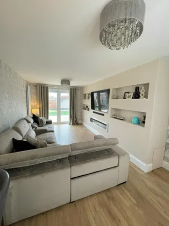 Rent this 3 bed townhouse on Silverwood Close in Stifford Clays Road, Grays