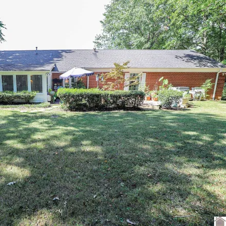 Image 5 - 4300 Meadow Lane, Paducah, KY 42001, USA - House for sale