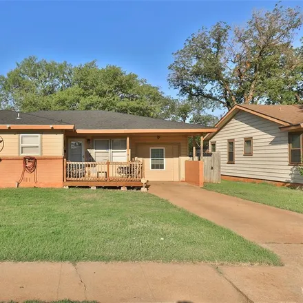 Buy this 4 bed house on 750 Westview Drive in Abilene, TX 79603