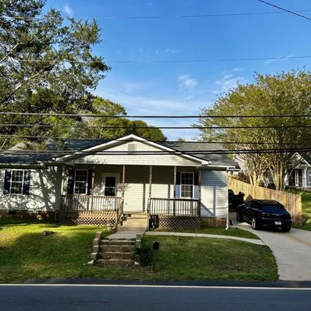 Buy this 3 bed house on 77 Roscoe Road in Newnan, GA 30263
