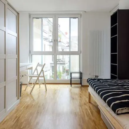 Rent this 5 bed apartment on Hans-Mielich-Straße 2 in 81543 Munich, Germany