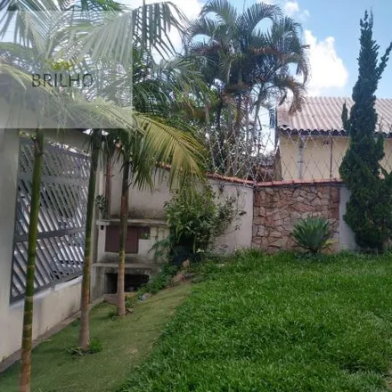 Rent this 3 bed house on Rua Lorival da Costa in Jardim Roberto, Osasco - SP