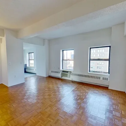 Rent this 1 bed apartment on 312 W 33rd St