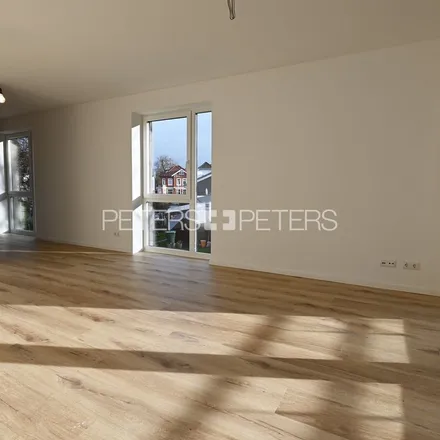 Rent this 3 bed apartment on Kampstraße 52 in 25451 Quickborn, Germany