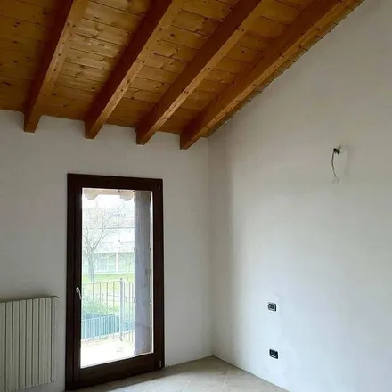 Rent this 4 bed apartment on Scuola dell'Infanzia di Goito in Via Cesare Battisti, 46044 Goito Mantua