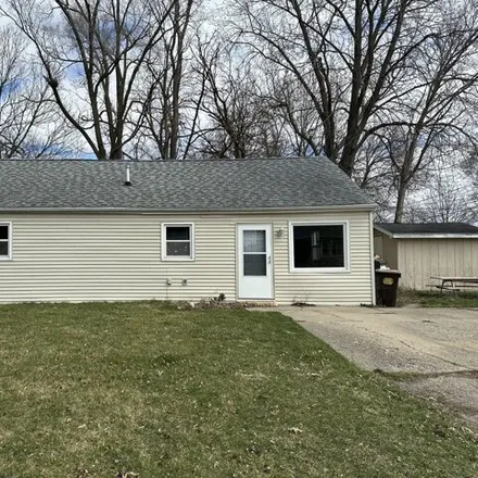 Buy this 3 bed house on 1297 West 21st Street in Rock Falls, IL 61071
