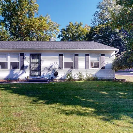 Buy this 3 bed house on 124 Greenfield Boulevard in Marshall, MI 49068