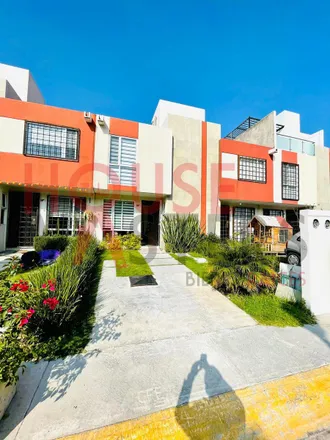 Buy this studio house on Avenida Insurgentes in Desarrollo habitacional Ilegal, 55076 Ecatepec de Morelos