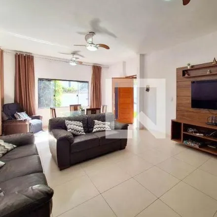 Buy this 5 bed house on Rua dos Jatobás in Engenho do Mato, Niterói - RJ