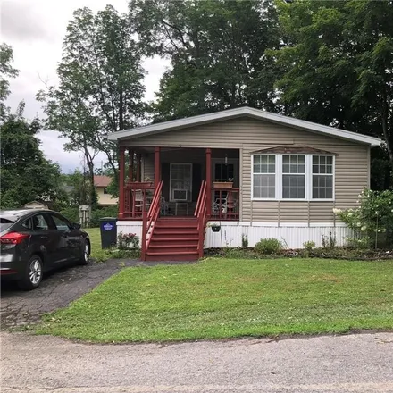 Buy this 2 bed house on 346 Aspen Drive in City of Utica, NY 13502