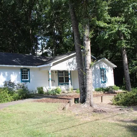 Buy this 3 bed house on Summerville Assembly of God Church in Summerville Road, Smiths Station