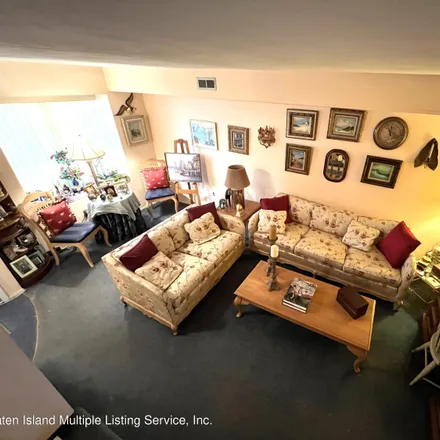 Image 4 - 65 Caswell Lane, New York, NY 10314, USA - Townhouse for sale