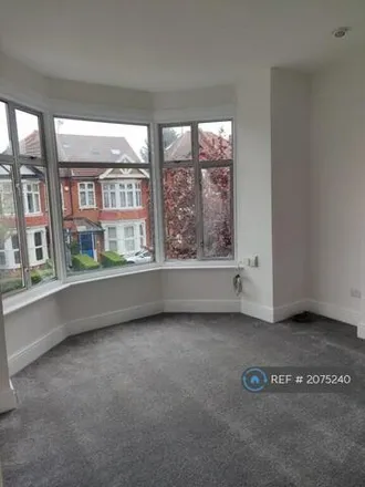 Image 2 - Woodlands Road, Greenhill, London, HA1 2RS, United Kingdom - Apartment for rent