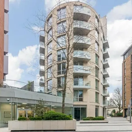 Image 5 - Grand Tower, 1 Plaza Gardens, London, SW15 2DF, United Kingdom - Apartment for sale