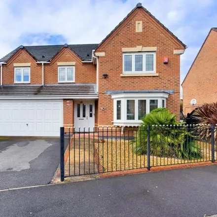 Buy this 5 bed house on Carolina Road in Chapelford, Warrington