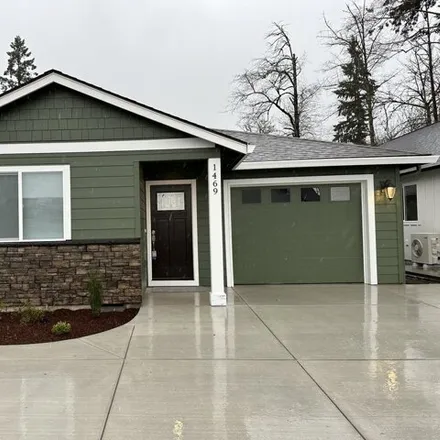 Buy this 3 bed house on 1321 Southeast 1st Avenue in Battle Ground, WA 98604