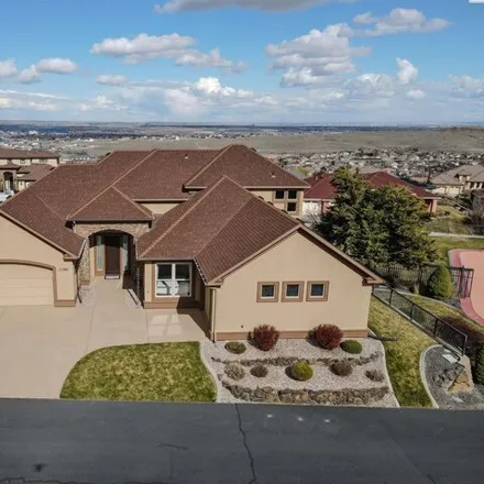 Buy this 3 bed house on 1434 Tuscany Place in Richland, WA 99352