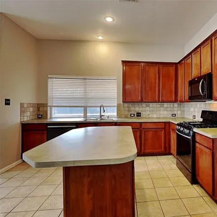 Image 4 - 6548 Bunker Hill Court, Rowlett, TX 75089, USA - House for rent