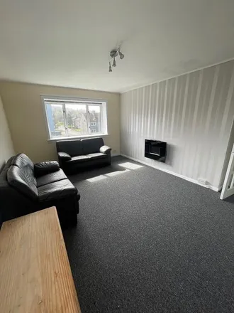 Image 4 - 38 to 48, 38-48 Cairngorm Gardens, Aberdeen City, AB12 5BS, United Kingdom - Apartment for rent