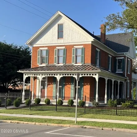 Image 2 - 238 Saint Anthony Street, Lewisburg, PA 17837, USA - House for sale