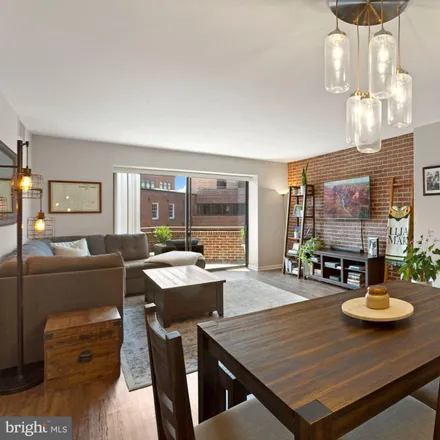 Image 5 - 1015 33rd Street Northwest, Washington, DC 20057, USA - Condo for sale