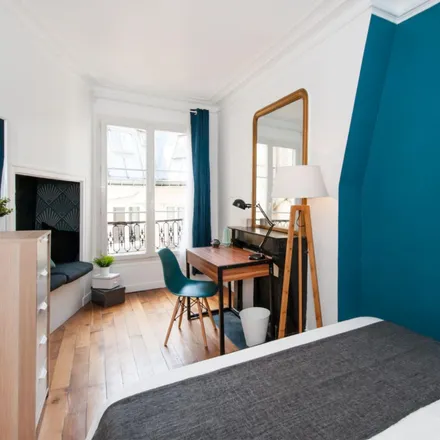 Rent this 4 bed room on 27 Boulevard de Magenta in 75010 Paris, France