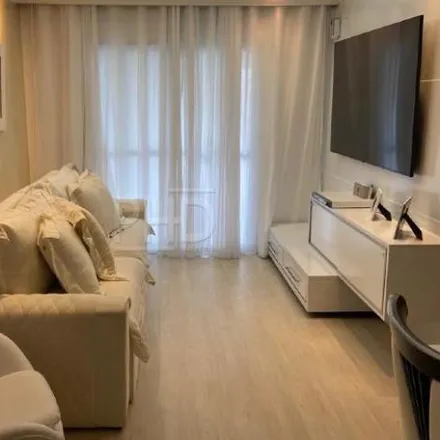 Buy this 3 bed apartment on Rua Luiz Pasin in Anchieta, São Bernardo do Campo - SP