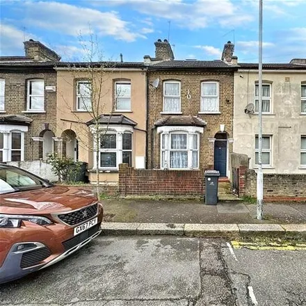 Rent this 3 bed townhouse on 51 Hall Road in London, E15 2BT