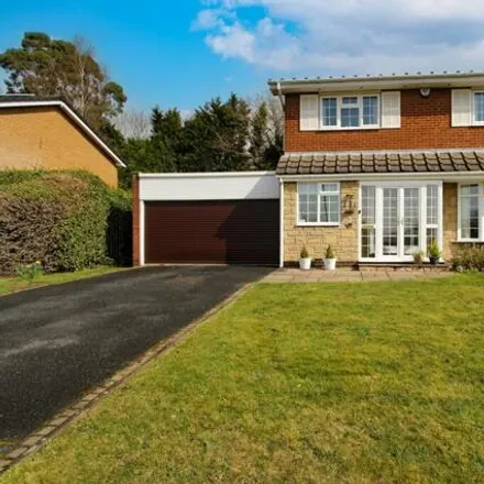 Buy this 4 bed house on The Hollows in Doncaster, DN4 7PT