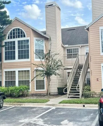 Rent this 2 bed condo on 672 Youngstown Parkway in Altamonte Springs, FL 32714