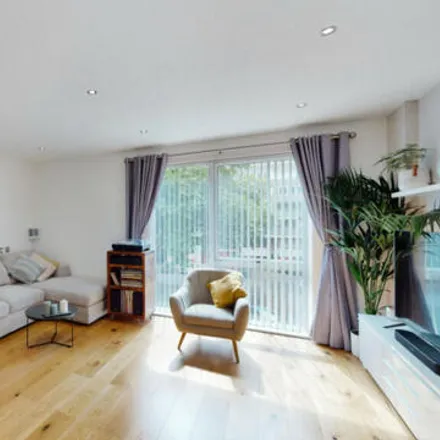 Buy this 2 bed apartment on East Street in London, SE17 2SS