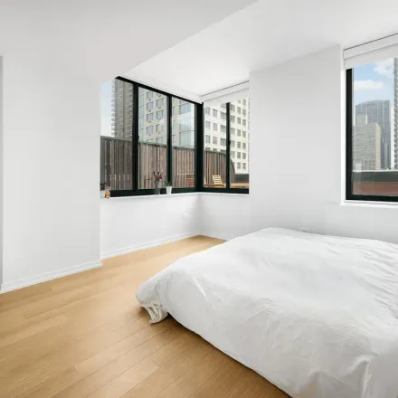 Image 4 - The Element, 555 West 59th Street, New York, NY 10019, USA - Apartment for rent