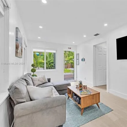 Image 4 - 1999 Southwest 11th Street, Fort Lauderdale, FL 33312, USA - House for sale