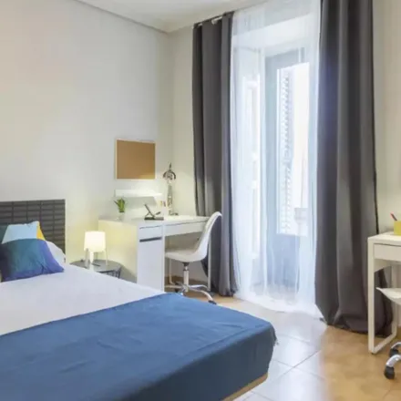 Rent this 6 bed room on Madrid in Italy Fulars, Plaza de Tirso de Molina
