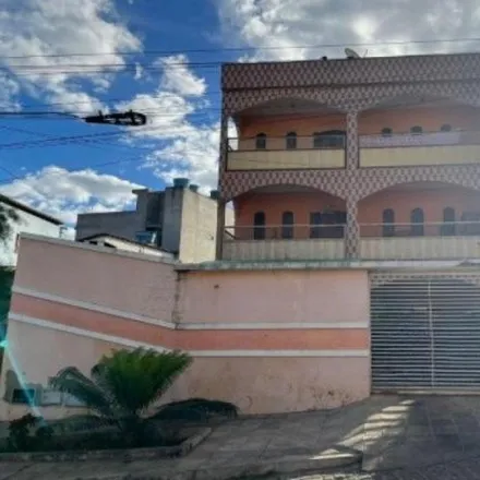 Rent this 3 bed apartment on Rua Elsébio Moreira Souza in Observatório, Caetité - BA