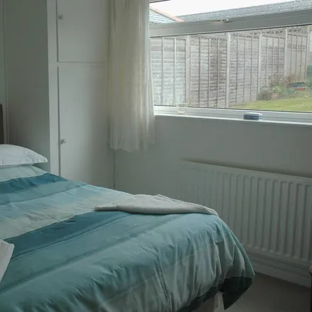 Rent this 3 bed house on Portreath in TR16 4NX, United Kingdom
