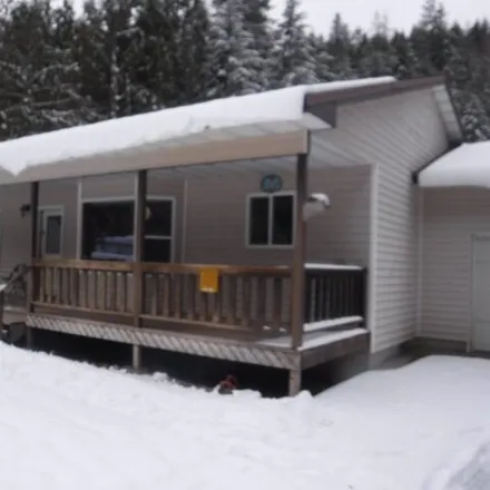 Buy this 2 bed house on Swede Pass Road in Stevens County, WA 99126