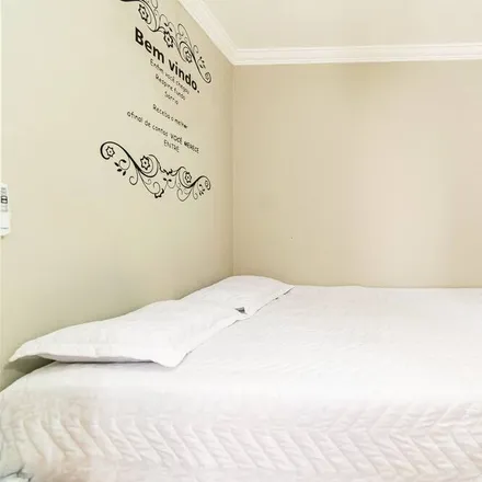 Rent this 1 bed apartment on Rua 3B in Av. 8A e 10A, Rua Três B