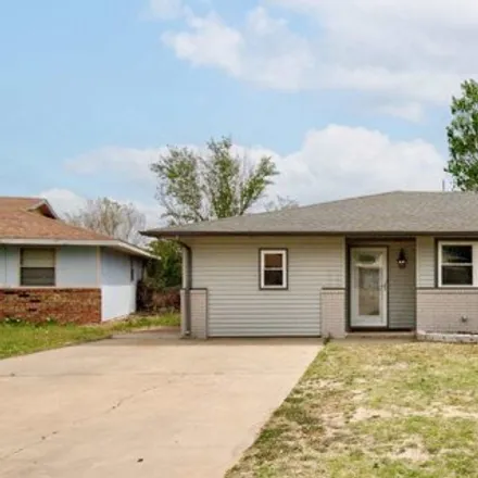 Buy this 4 bed house on 2800 Meadowview Drive in Woodward, OK 73801
