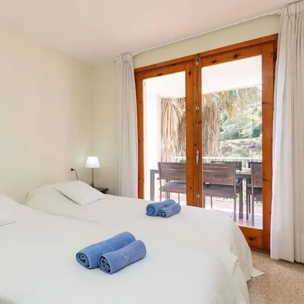Rent this 8 bed house on 17320 Tossa de Mar
