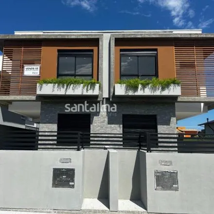 Buy this 4 bed house on Rua Doutor Cláudio Américo Prates in Campeche, Florianópolis - SC