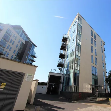 Rent this 2 bed apartment on Oarsman House in Wainwright Avenue, Greenhithe