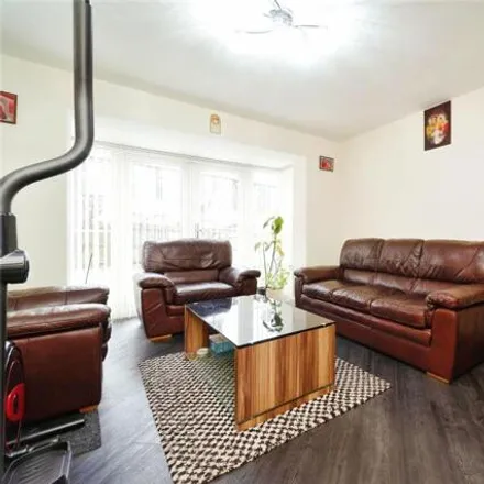 Image 3 - Millbank Crescent, Burnley, BB10 2BF, United Kingdom - House for sale