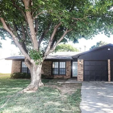 Buy this 3 bed house on 2512 70th Street in Lubbock, TX 79413