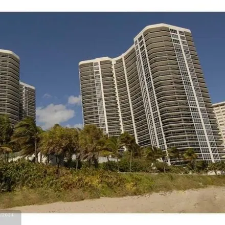 Image 2 - L'Hermitage Reserve, Galt Ocean Drive, Fort Lauderdale, FL 33308, USA - Condo for rent